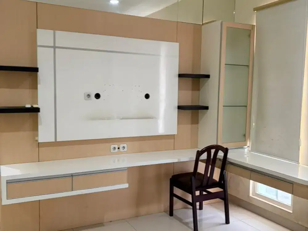 Dijual Rumah Green Lake City (UMI378)