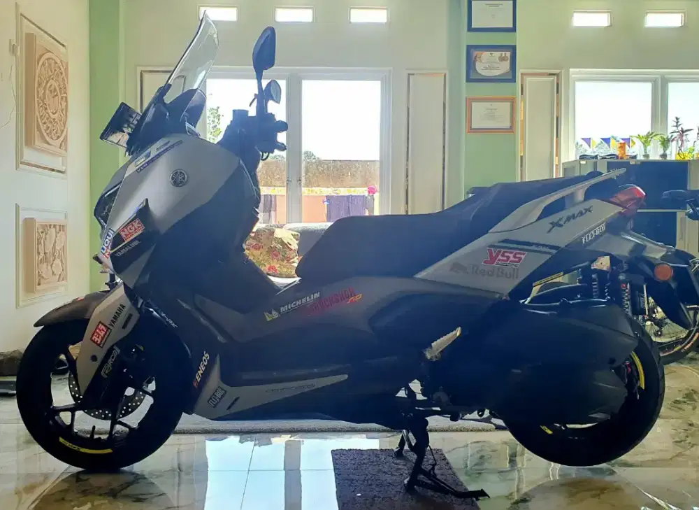 Yamaha X Max Connected