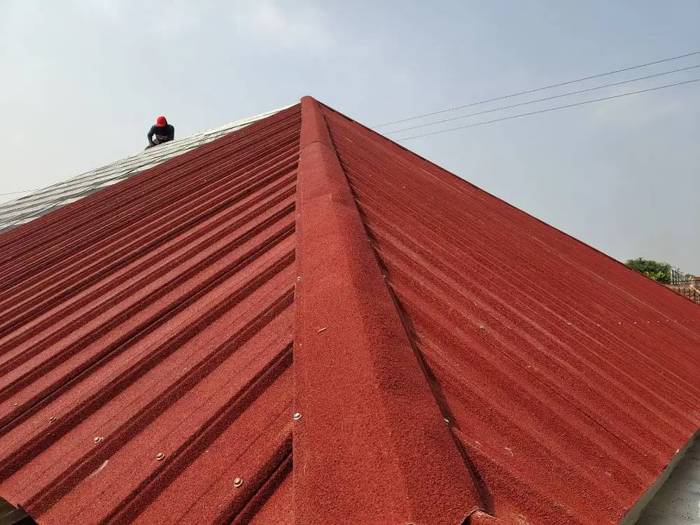 Renovasi Atap Pakai Galvalum Pasir Kencana + Baja Ringan Pasti Awet