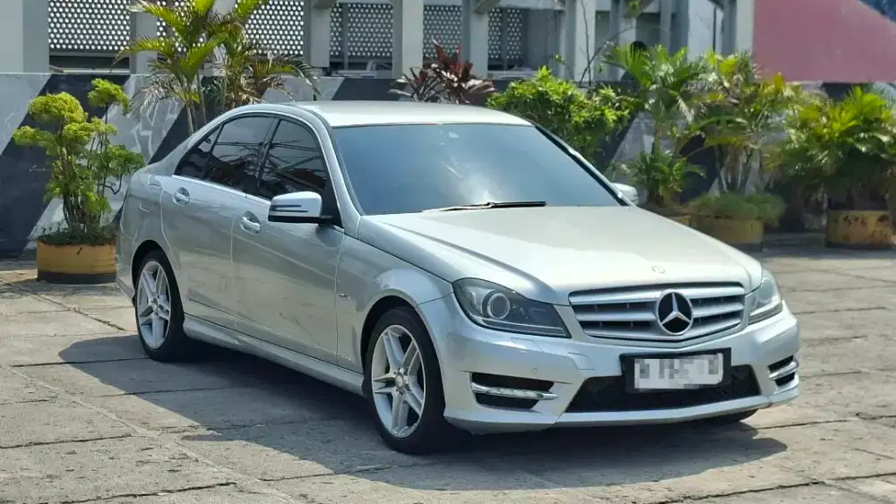 Mercedes-Benz C250 AMG 2012