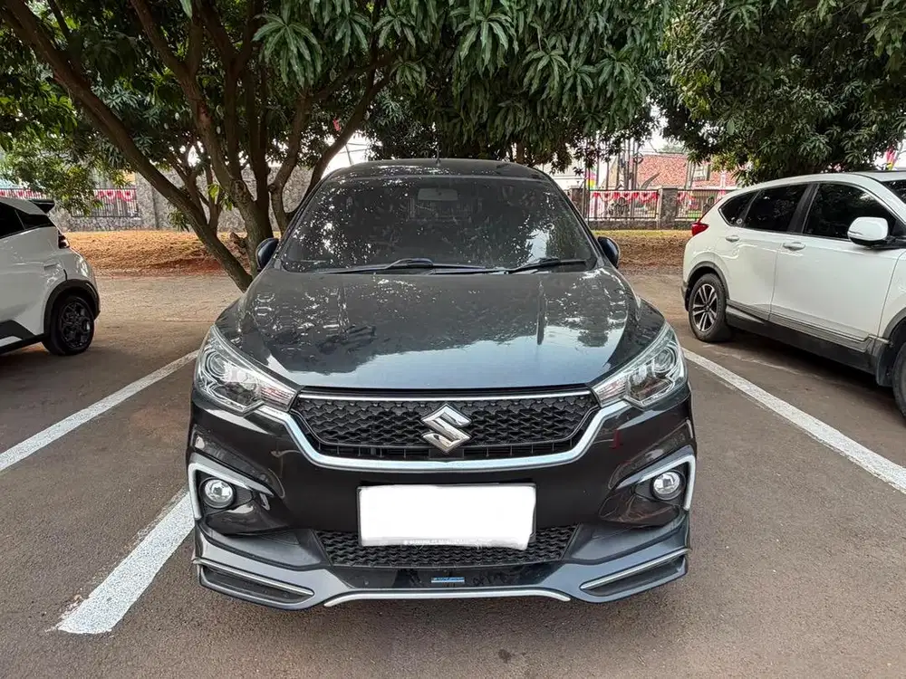 DIJUAL: Suzuki Ertiga Sport Hybrid 2022 - Hitam, Low KM, Rawatan Bengk