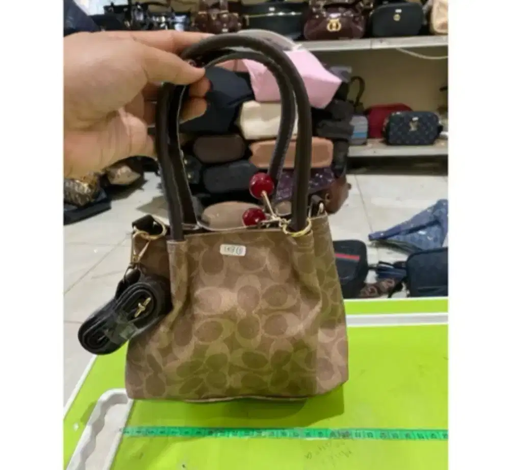 Tas fashion wanita