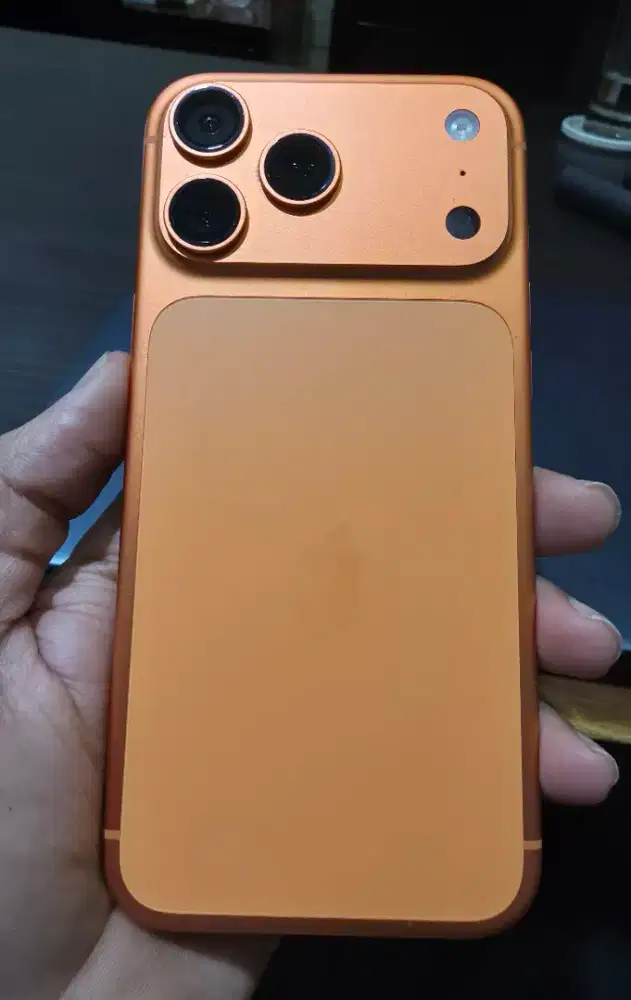 iPhone 17 Pro Max 256GB — 97% Battery | Resmi Indonesia
