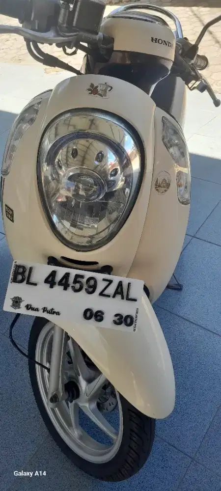 SCOOPY 2017 BAGUS