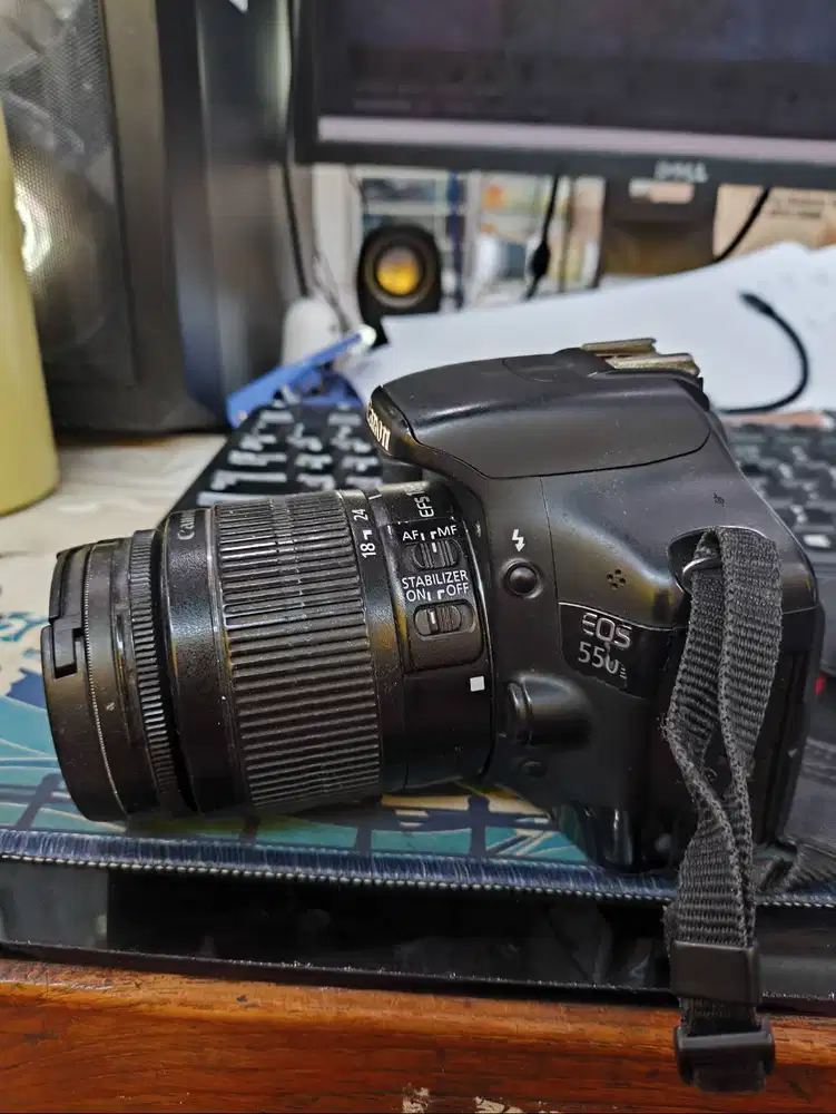 CANON 550D + LENSA KIT