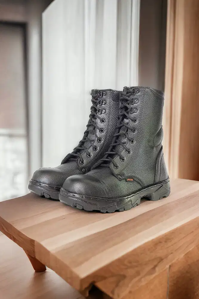 Terpercaya Sepatu safety pekerja proyek Mojokerto