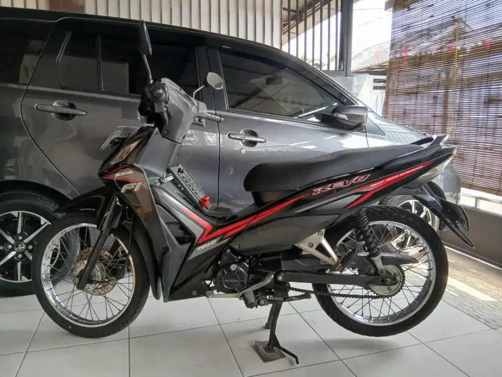 Di jual Honda Revo CW th 2016