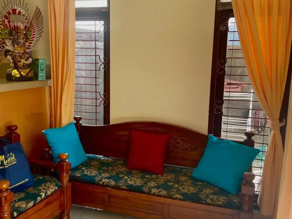 Rumah Lingkungan Nyaman, Tenang Disewakan, di Sanur