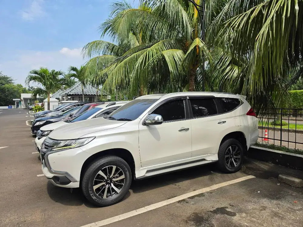 Mitsubishi Pajero Sport 2018 Putih Low Km