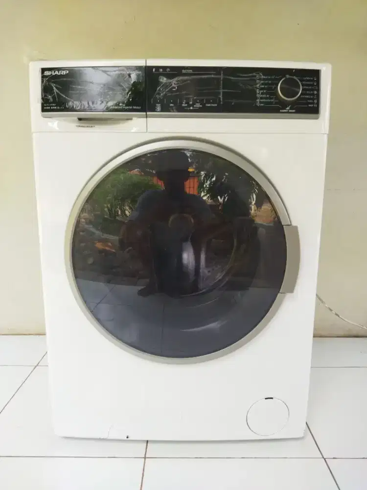 Mesin cuci front loading SHARP ES-FL-1490BX Inverter ukuran 9kg