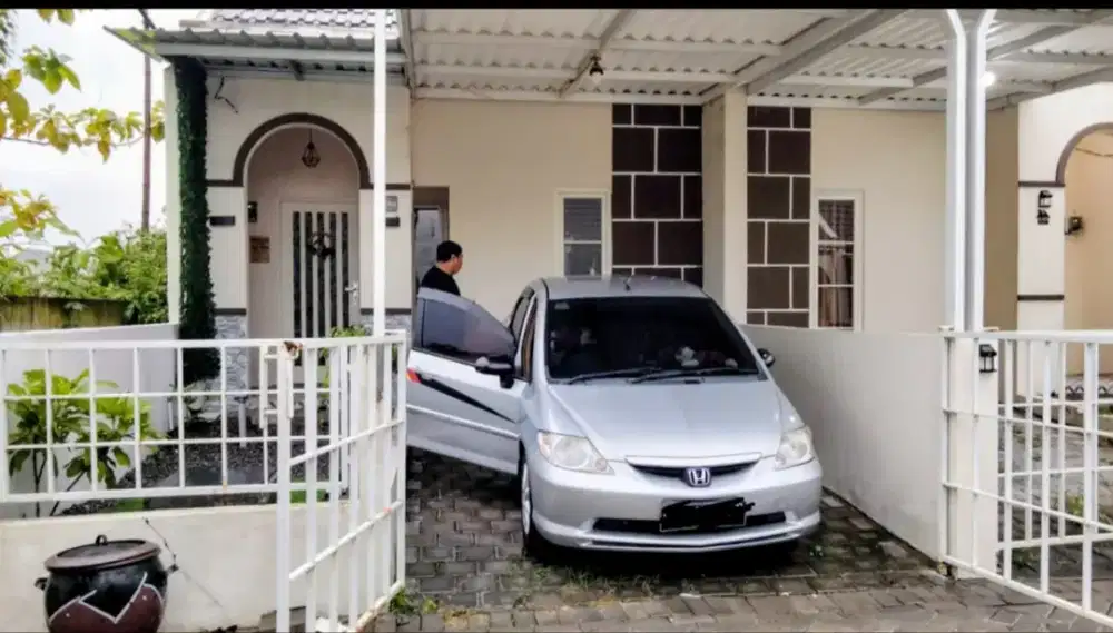 Di kos/dikontrakkan rumah bulanan kedamean gresik