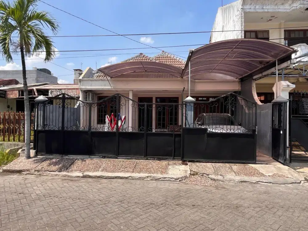 Dijual Murah Jarang Ada Simpang Darmo 1,5 Lantai Semi Furnish