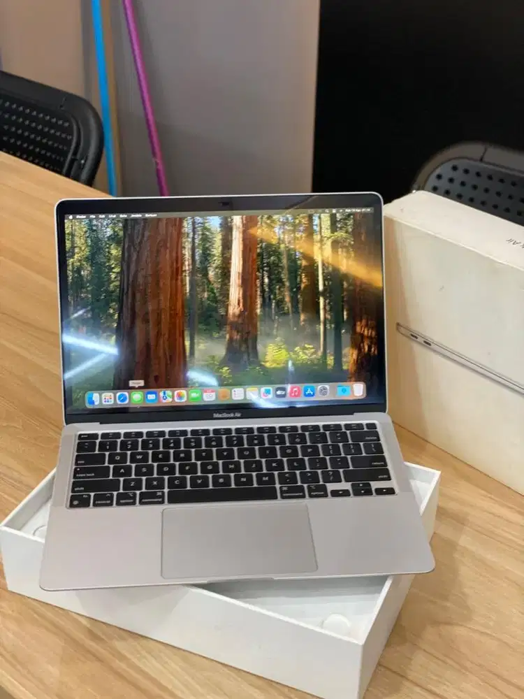 Mackbook Air M1 8/256gb ibox bh92%