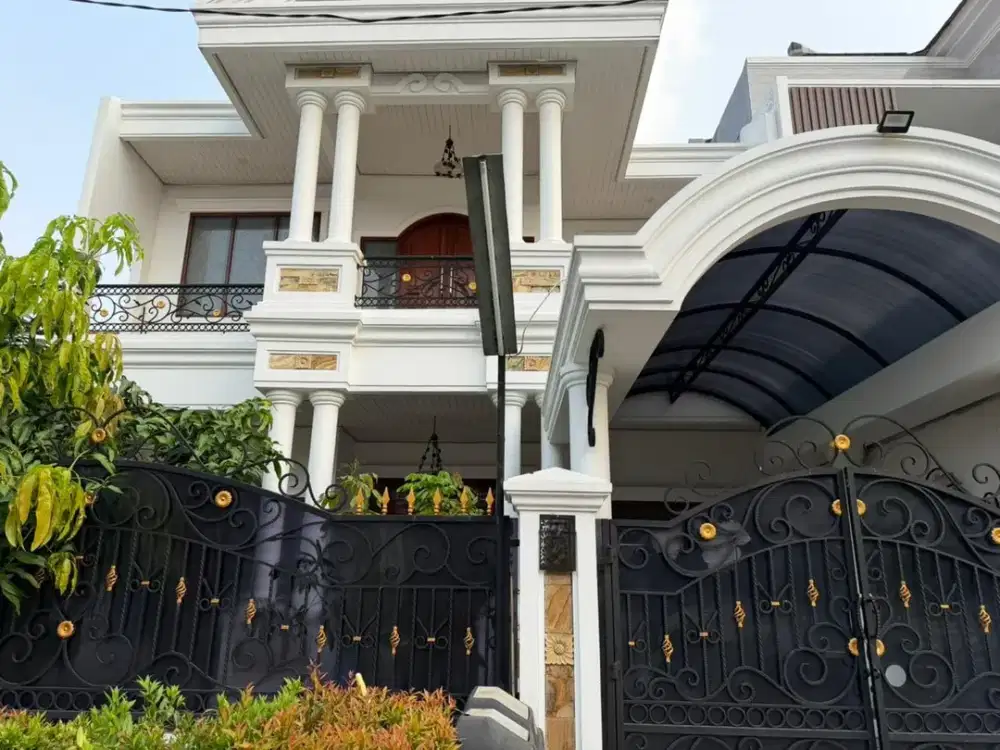 Rumah 2 lantai SHM di Duta Bekasi harga 3,7 Miliar nego