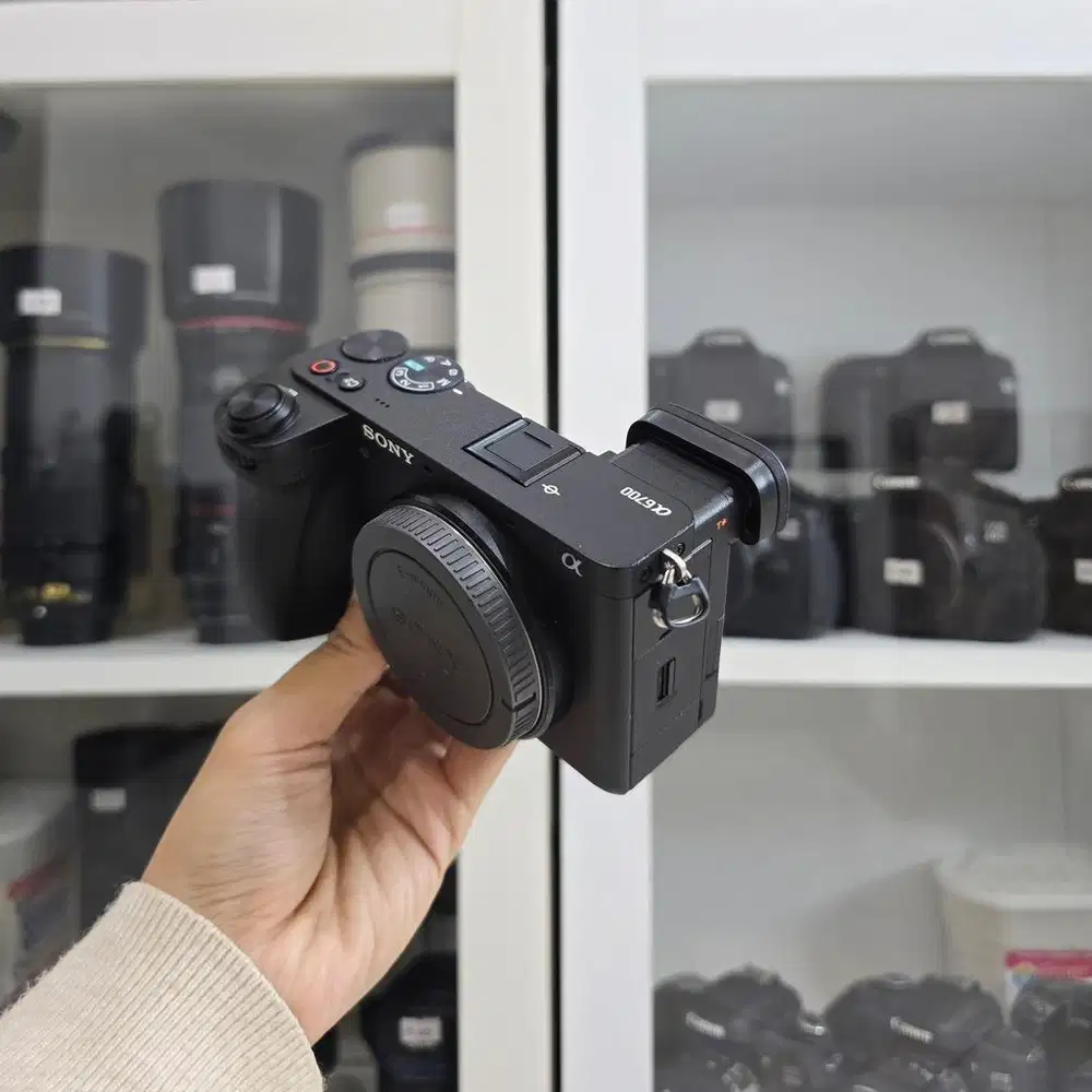 KAMERA SONY A6700 BODY ONLY GOOD CONDITION (SN 3865)