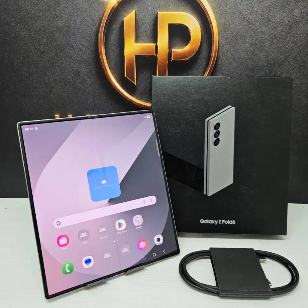 Samsung Galaxy Z Fold 6 Silver 256GB Fullset Resmi Like New