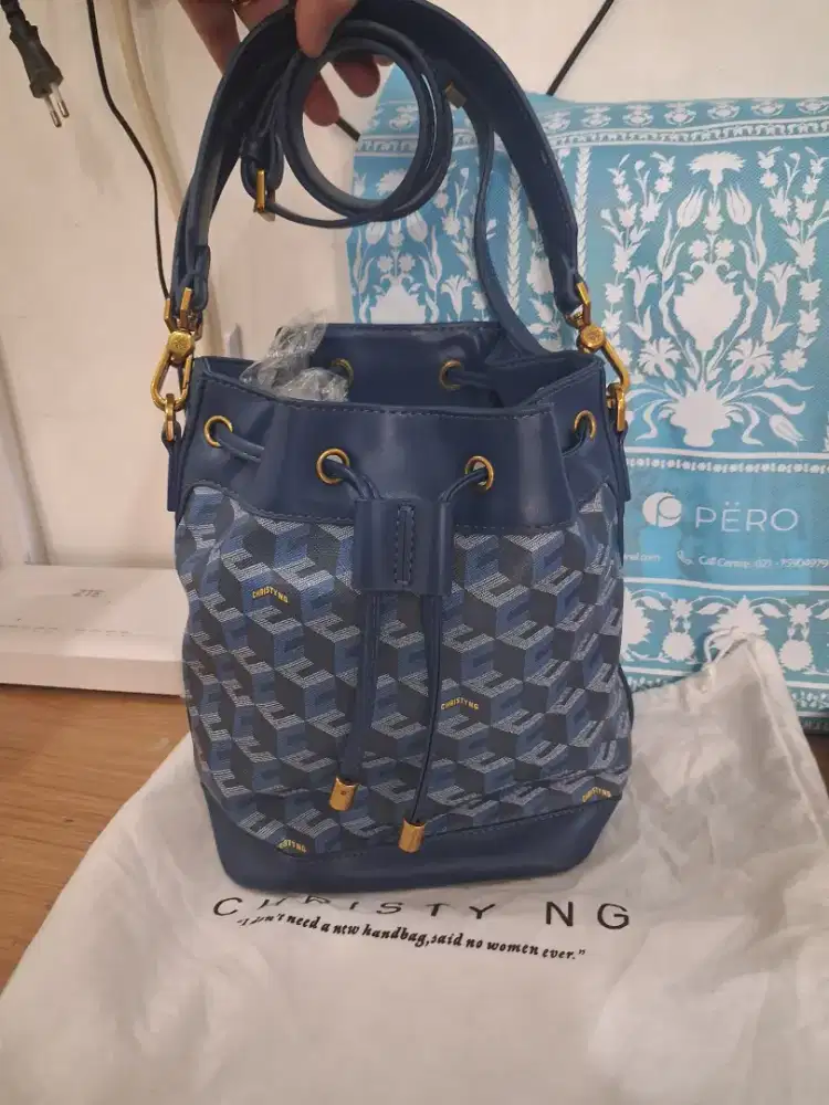 Tas christy ng baru warna biru