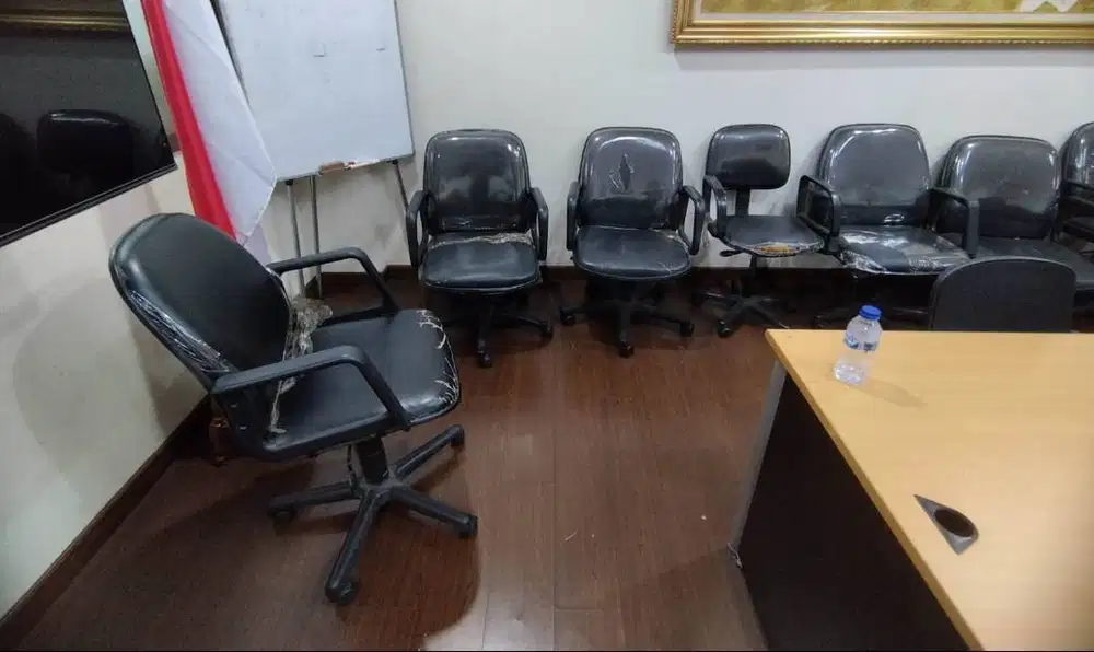 Kursi Kantor bekas borongan