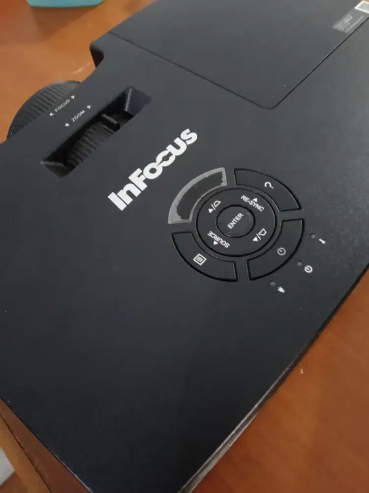 Proyektor INFOCUS