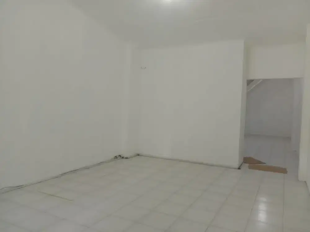 Dijual dan Disewakan Ruko Dekat dengan Pusat Kota di Jl. Semarang Indah Semarang
