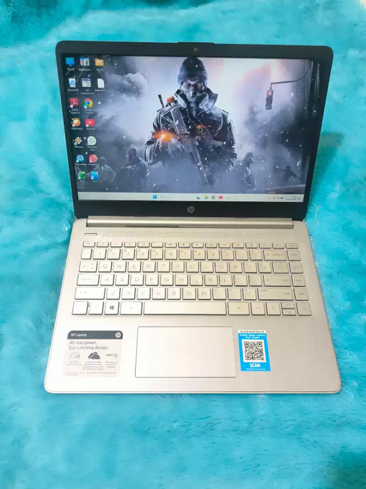 DIJUAL LAPTOP HP 14 SLIM,KENCENG,AMD-3020E,RAM 8 GB,SSD 128 GB