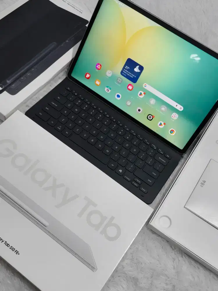 Sansung Galaxy Tab S10 FE+ 12/256GB - Silver + Keyboard + Pencil
