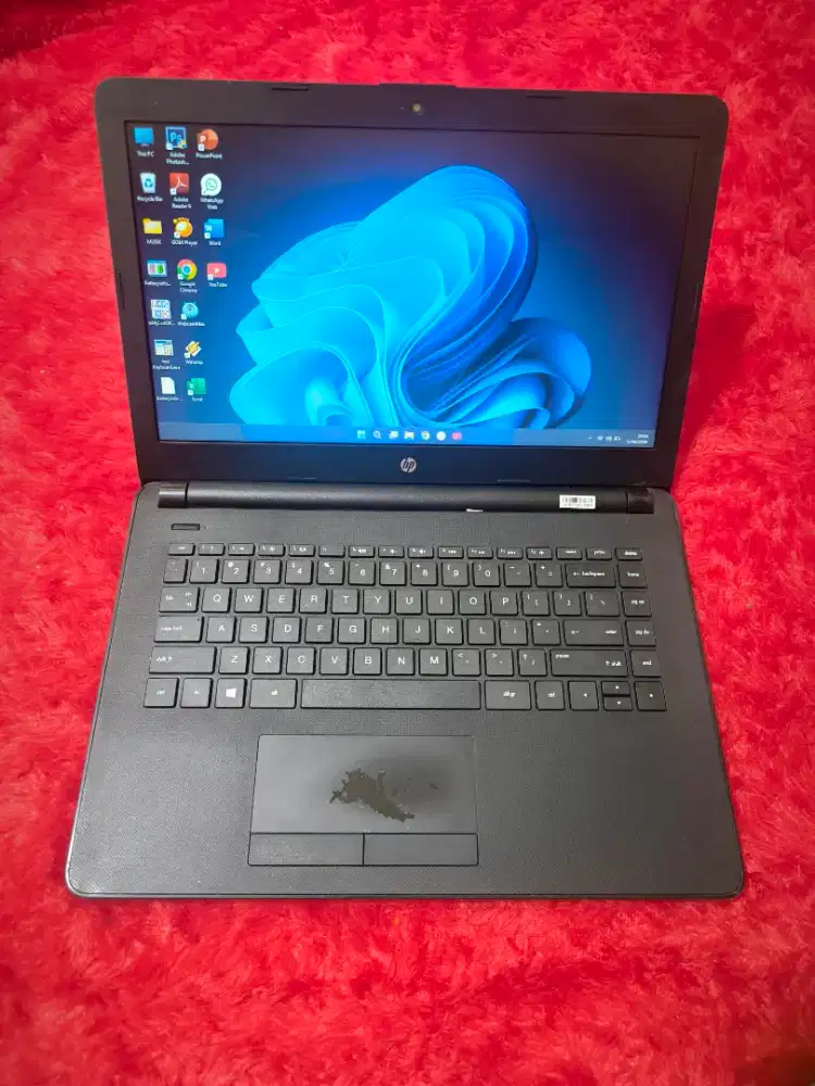 DIJUAL LAPTOP HP SLIM,KENCENG.AMD A9-9420,RAM 8 GB DDR4,SSD 128 GB