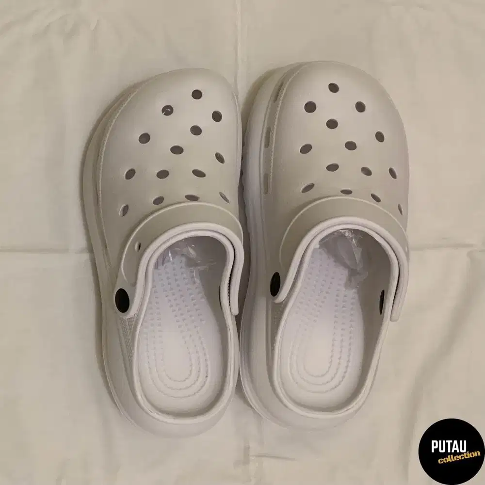 Sandal Tinggi | 35/36 | Putih