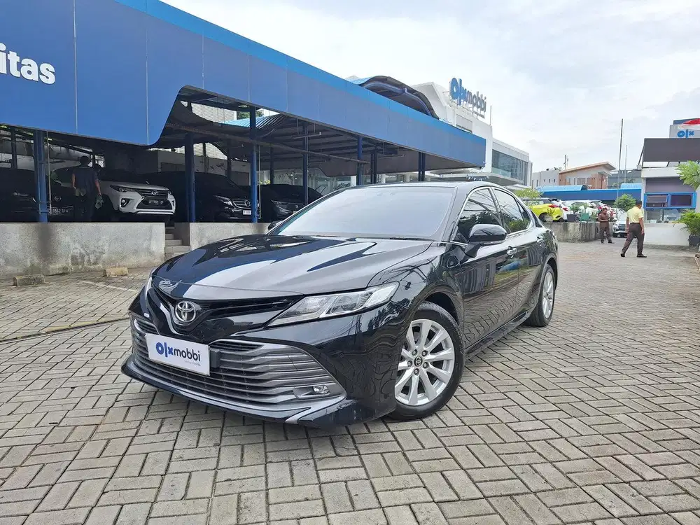 TDP 1 JUTA Toyota Camry 2.5 V Bensin-AT 2021 Hitam CFAFF