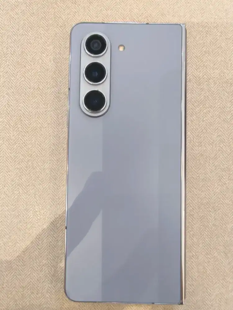 Samsung Fold 5 - 12/256