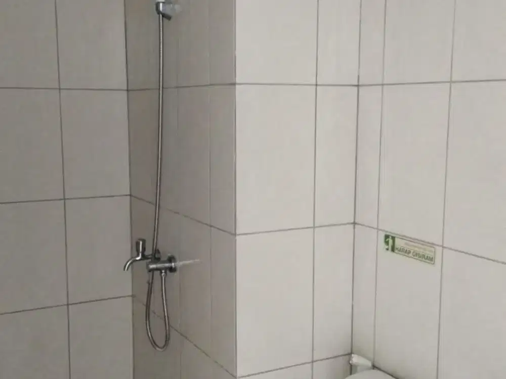 Jual Apartement Springlake 2 Bedroom Kosongan Murah Bonus 2 AC View Mal Yuk Survei Guys