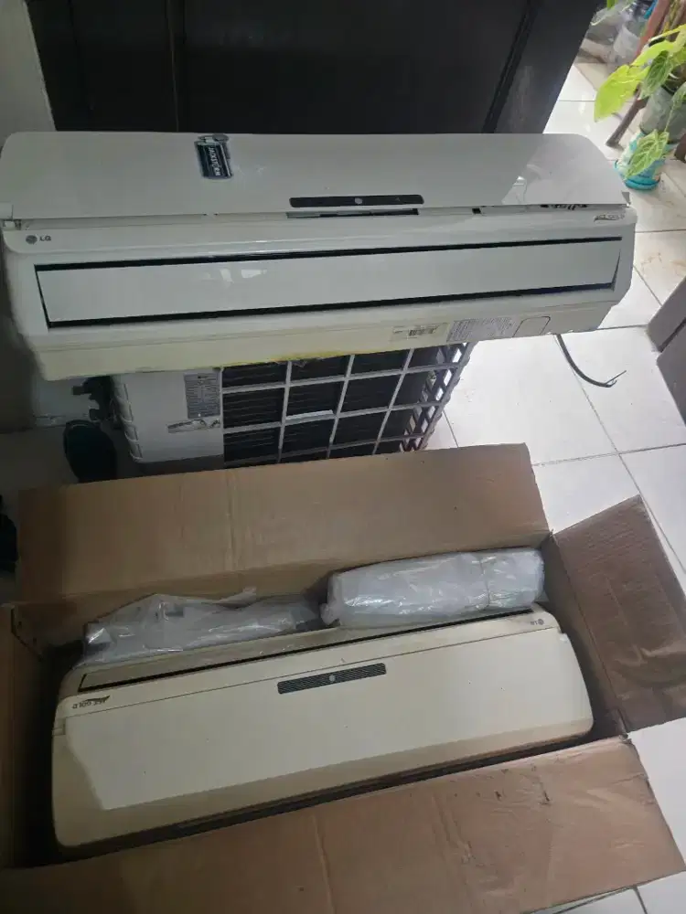 Ac LG 1/2 Pk outdoor dan indoor