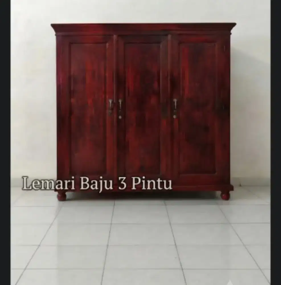 Lemari Jati Galih Merah 3 Pintu