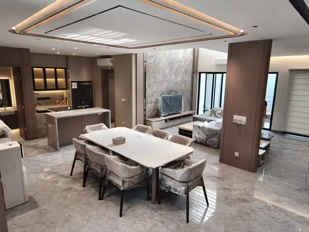 DIJUAL CEPAT RUMAH FULL FURNISHED INTERIOR DI SIMPRUG RESIDENCE PIK 2