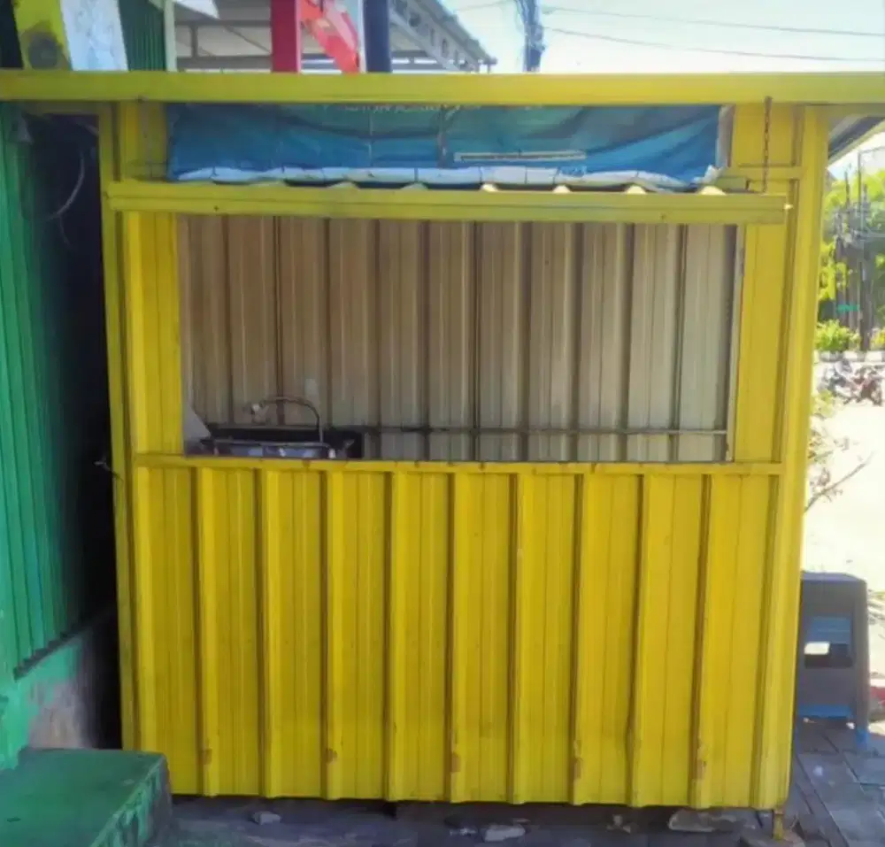 Container Booth