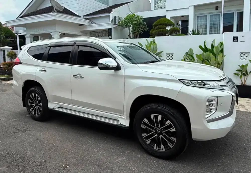 Pajero Dakar 4x2 AT 2022