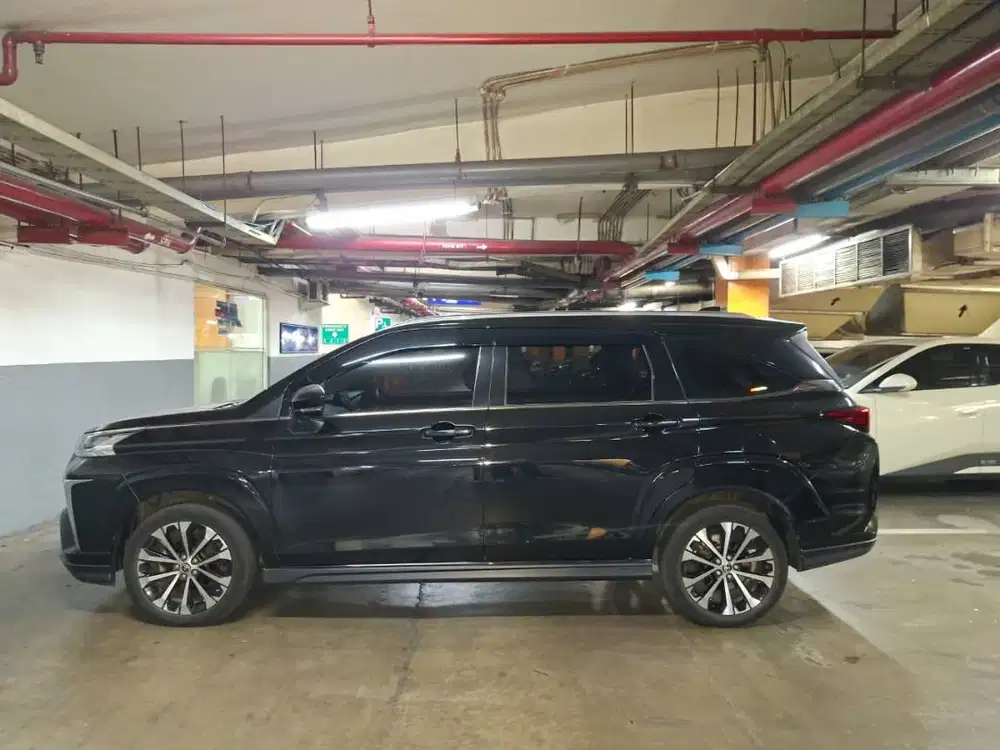 Toyota All New Veloz 1.5 Q CVT 2022 Hitam Metalik - Terawat