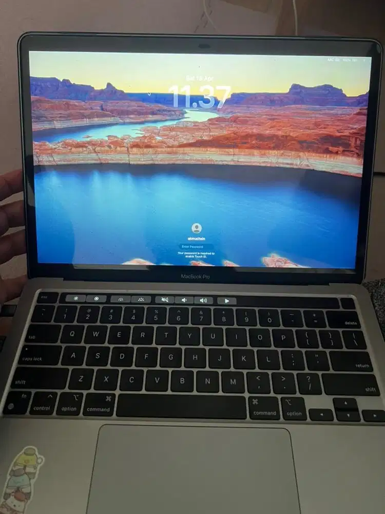 Macbook pro 13 inch M1 8GB, storage 256GB