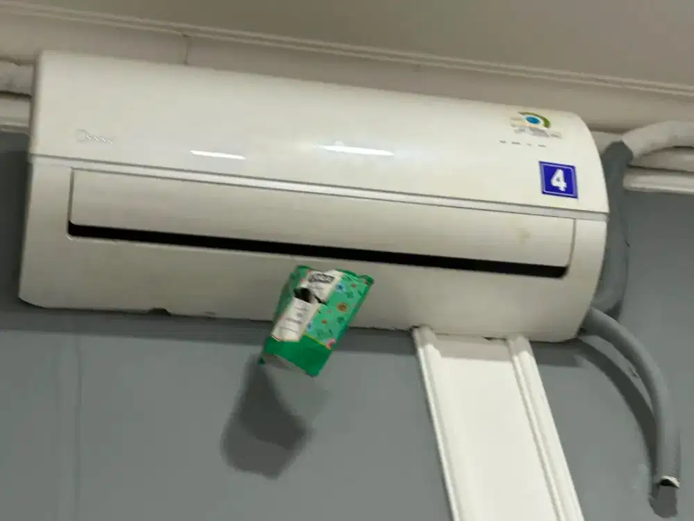 AC Midea 0,5pk bagus
