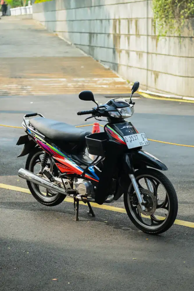 Jual santai Honda Supra x tahun 2003