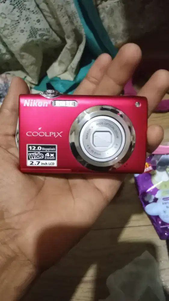 Kamera jadul Nikon  Coolpix wide 4x zoom