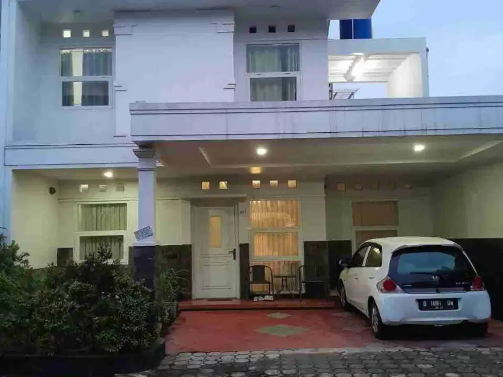 Rumah di Cluster Cikutra Dekat Borma Cikutra Bandung