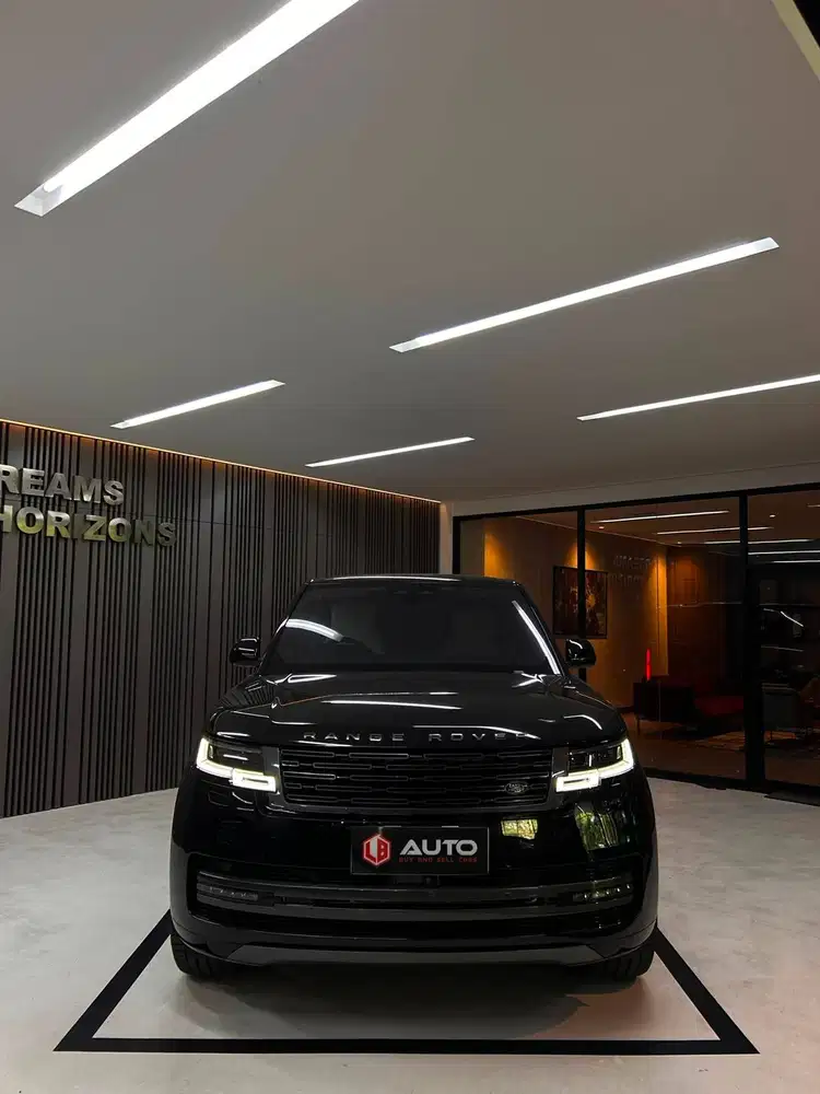 Range Rover 3.0L SWB 400PS First Edition 2022 Hitam Km16rb B10BP