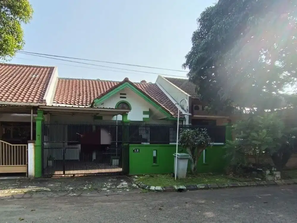 Dijual Rumah Lama Terawat Siap Huni Batununggal Mulia