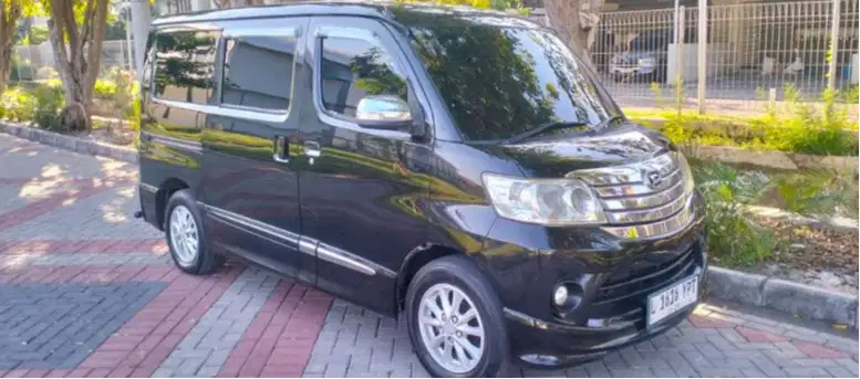 Daihatsu Luxio Manual MT 2015 Bensin