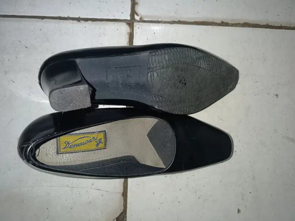 Sepatu Denawari Leather ukuran 38