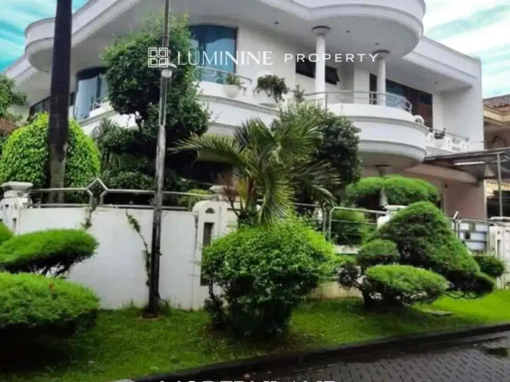 Rumah Modern dan Exclusive posisi Hoek