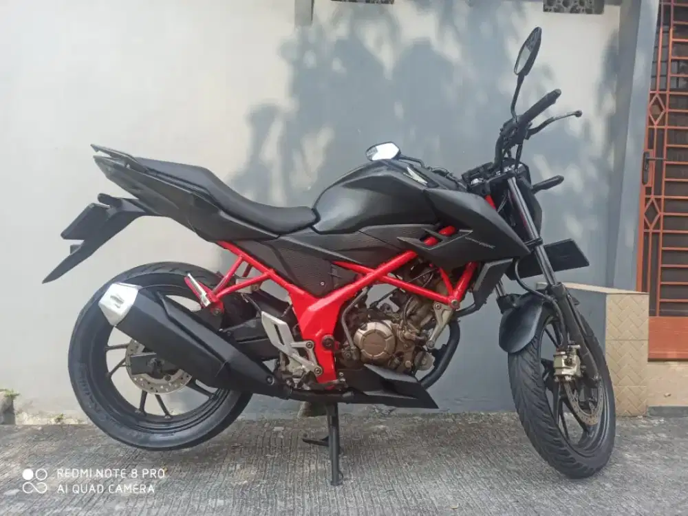 CB 150 R street fire 2018 Muluss luar dalem, lengkap jarang pake.