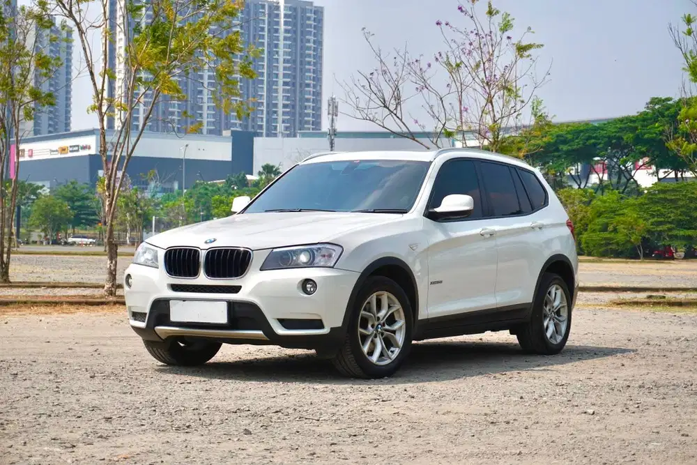 BMW X3 F25 xLine xDrive20i 2014 / 2015 Putih Terawat Low Odo DP Ringan