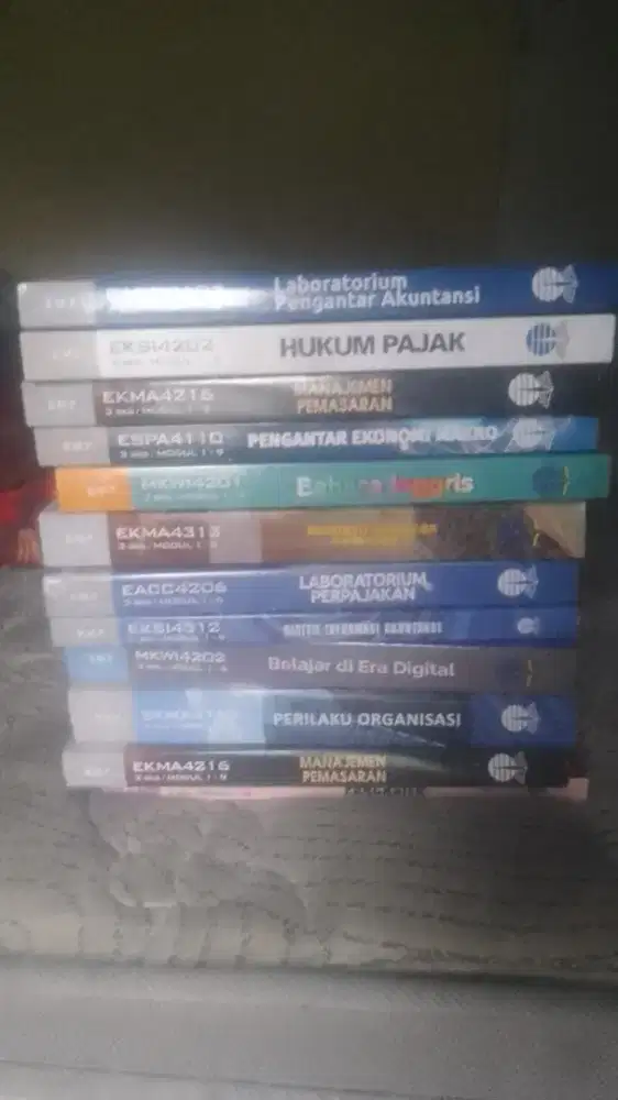 Buku kuliah jurusan akutansi